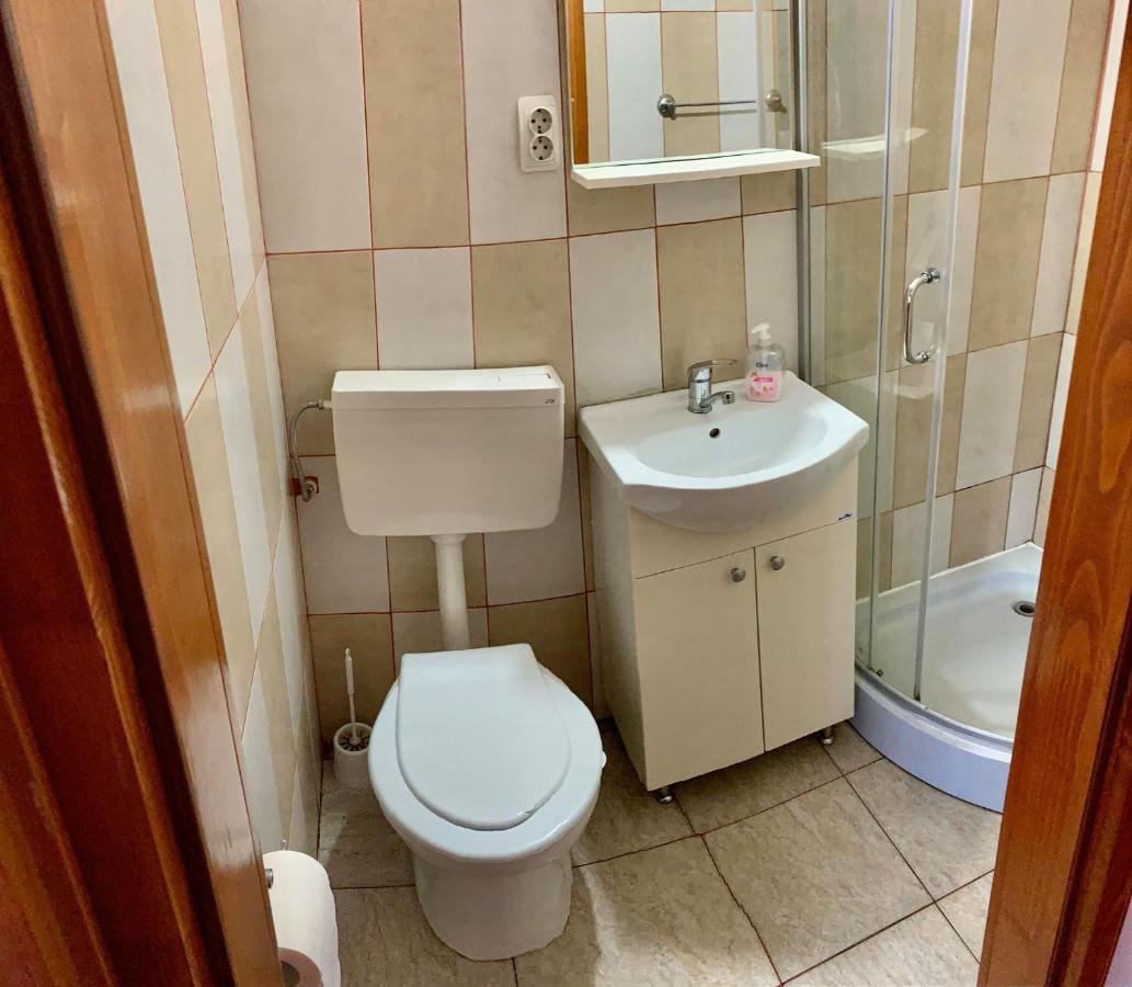 Casa Debora Hotel Hateg Luaran gambar